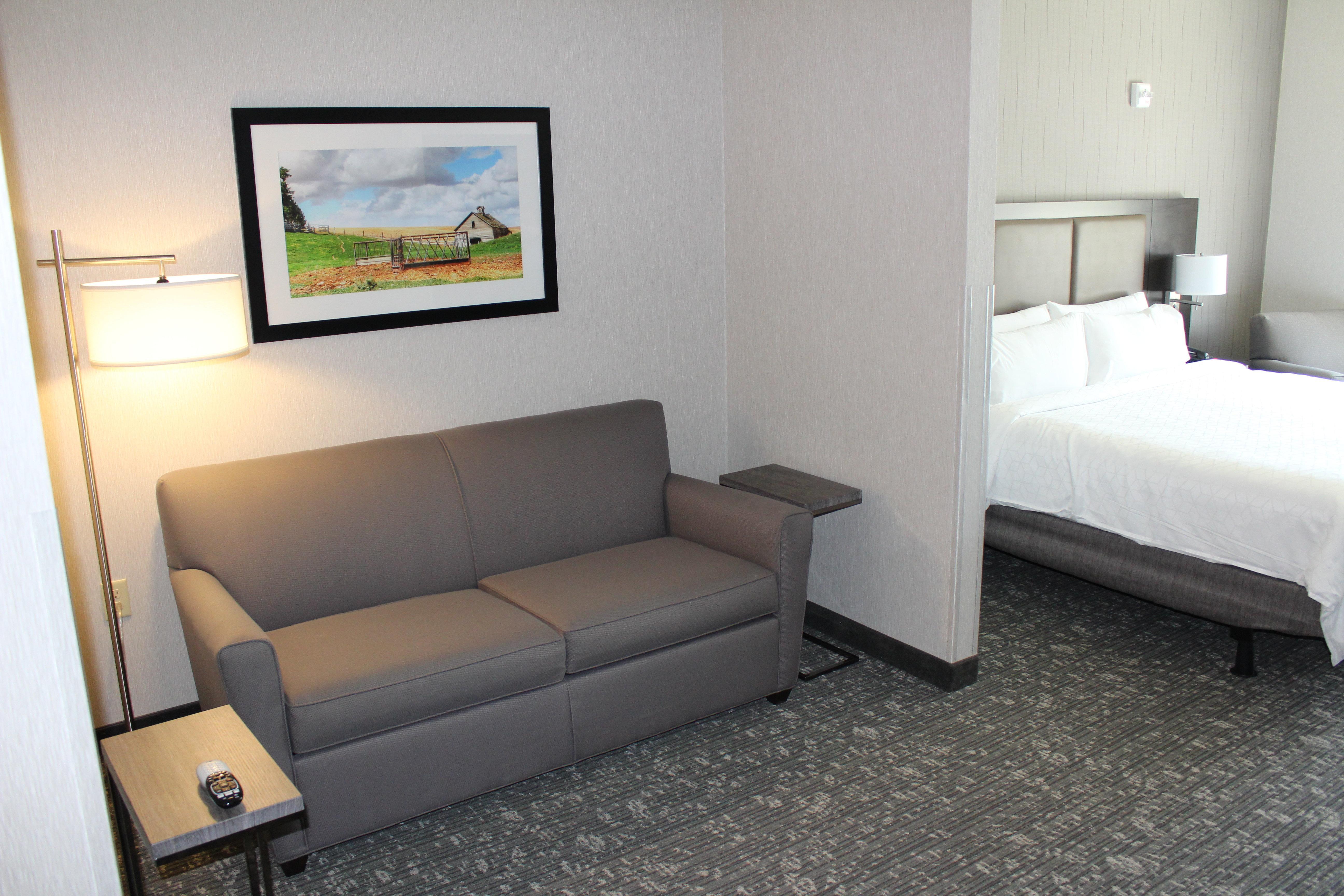 Holiday Inn Express & Suites Cheney By Ihg Dış mekan fotoğraf