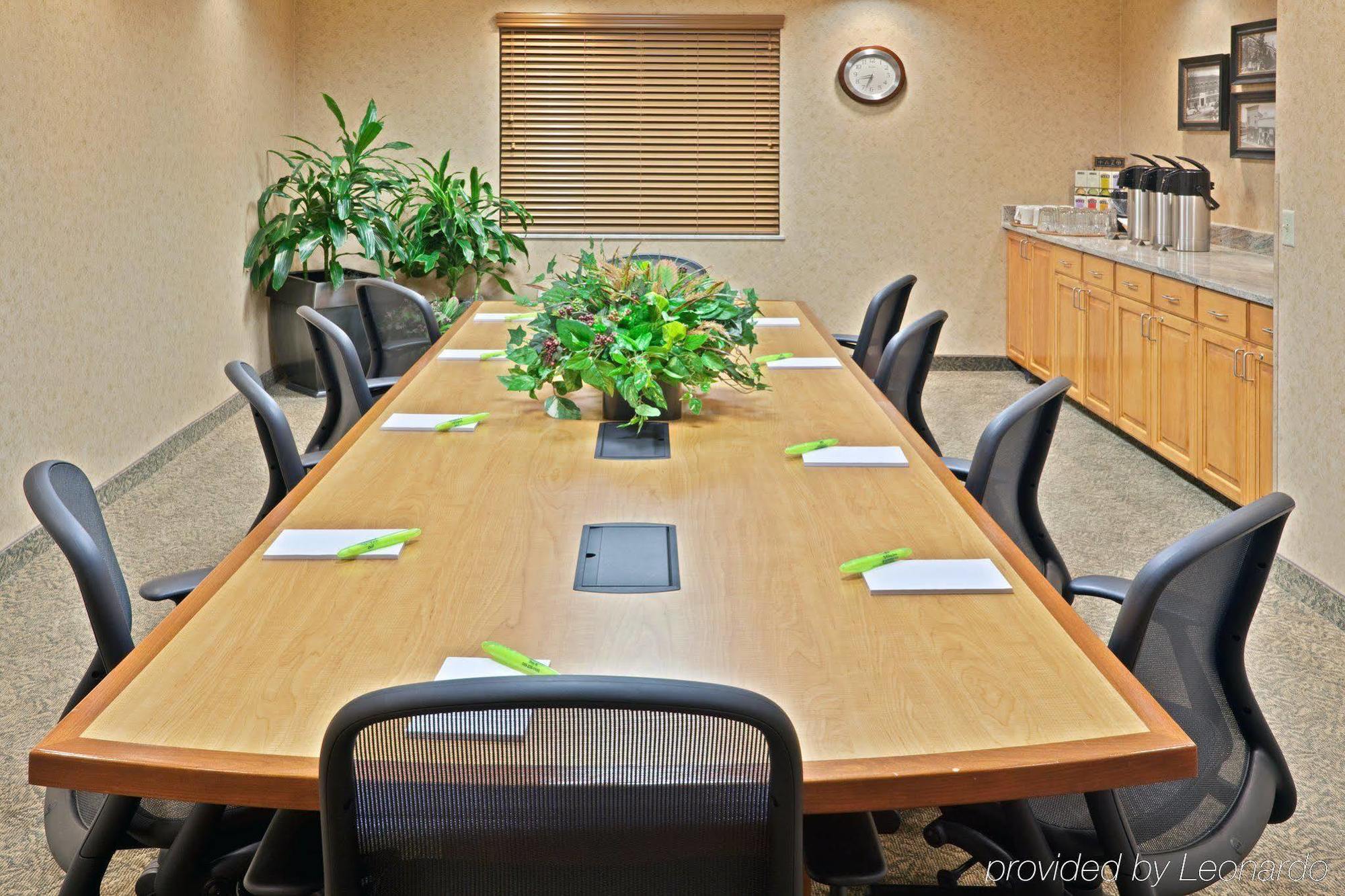 Holiday Inn Express & Suites Cheney By Ihg Dış mekan fotoğraf