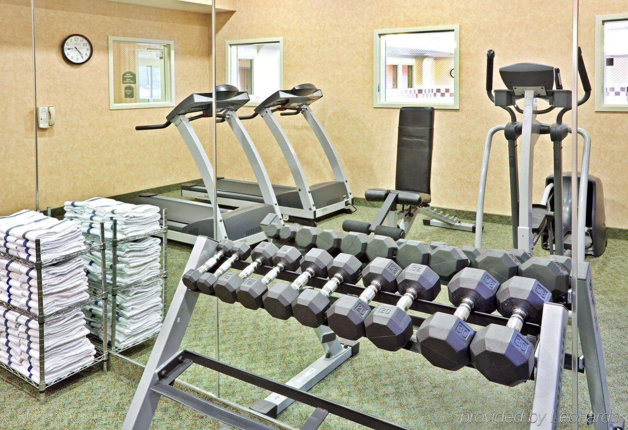 Holiday Inn Express & Suites Cheney By Ihg Dış mekan fotoğraf